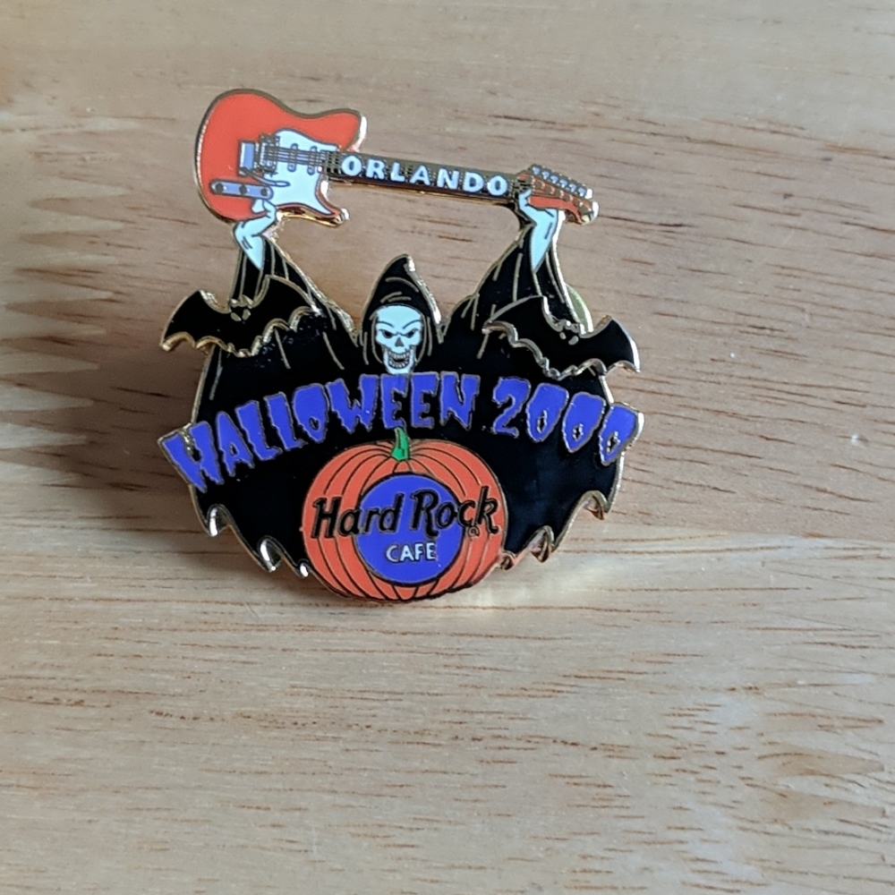 Hard Rock Cafe Orlando Halloween 2000 pin